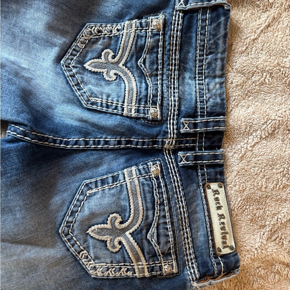 Like new Rock Revival Jeans